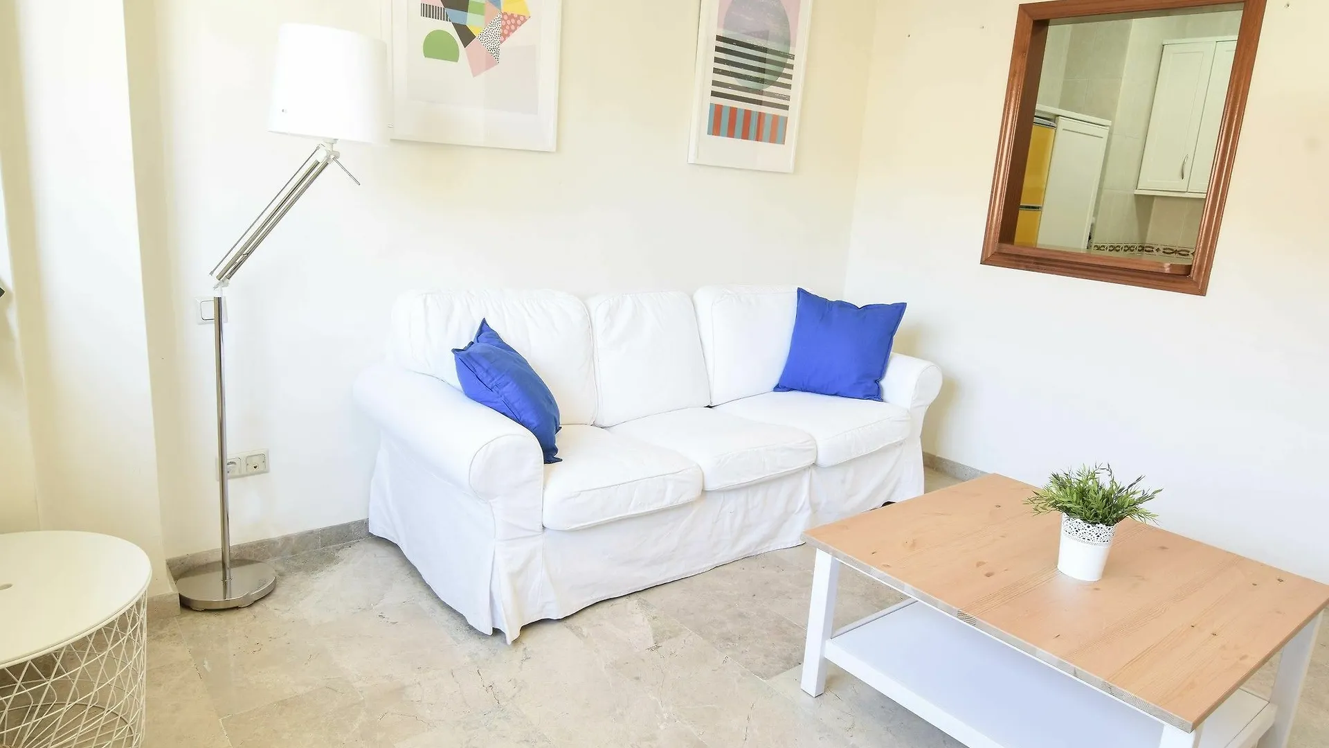 Letmalaga Suites Aurora דירה